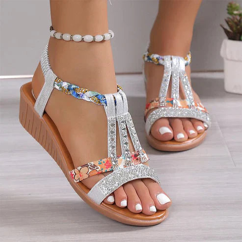 Stunning Rhinestone-Embellished Sandals for Effortless Elegance