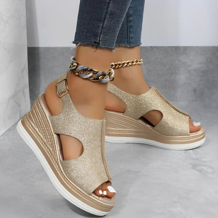 Chic Women's Wedge Sandals for a Fashionable Look