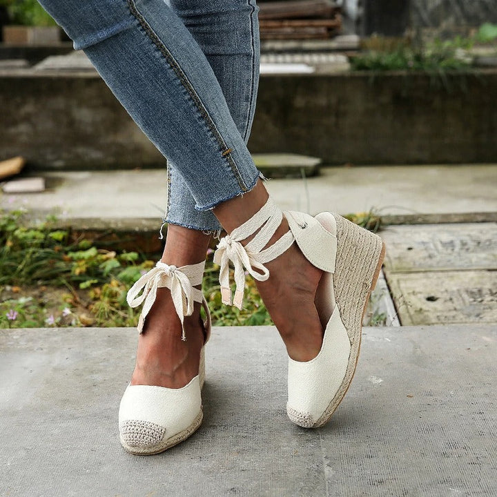 Chic Women's Sandals: Perfect Blend of Style and Comfort