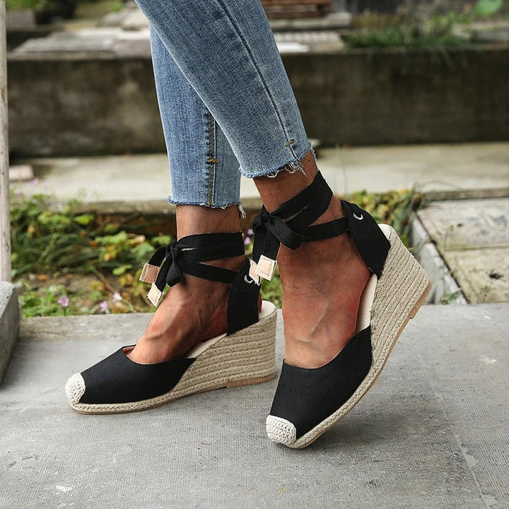 Chic Women's Sandals: Perfect Blend of Style and Comfort
