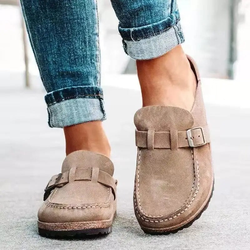 Step Into Effortless Style!