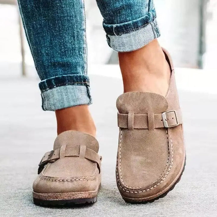 Step Into Effortless Style!