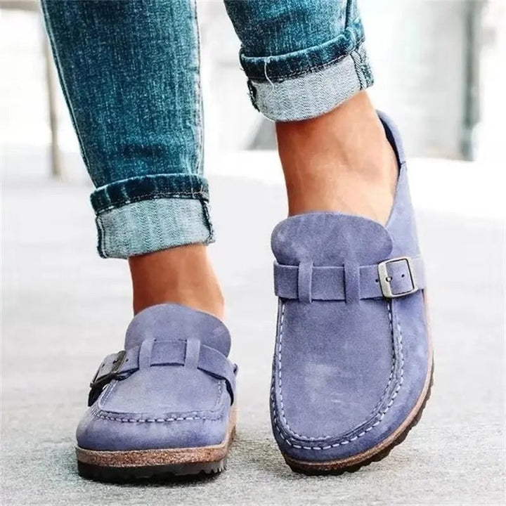 Step Into Effortless Style!