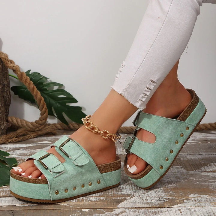 Chic Double Strap Sandals with Trendy Buckle Detail