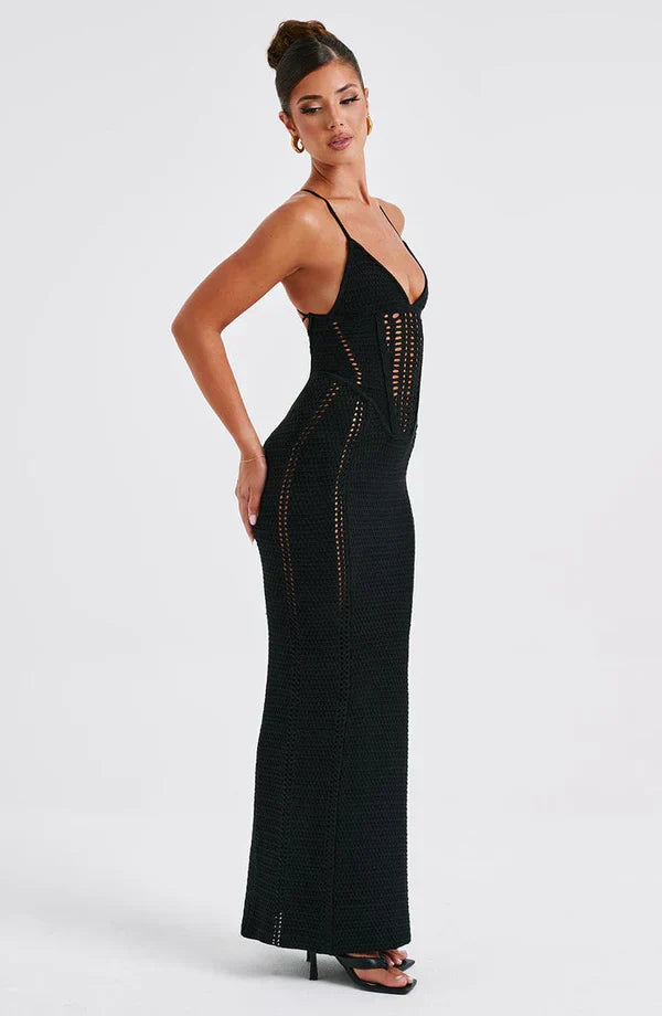 Elegant and Alluring Maxi Dress